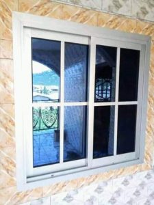 fenêtre sur mesure à Uchizy